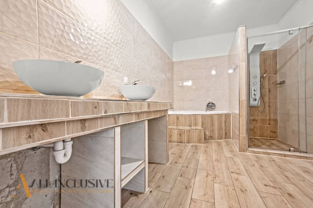 ALL INCLUSIVE | NA PREDAJ 5-IZBOVÝ RODINNÝ DOM VO VEĽKEJ PAK - 18