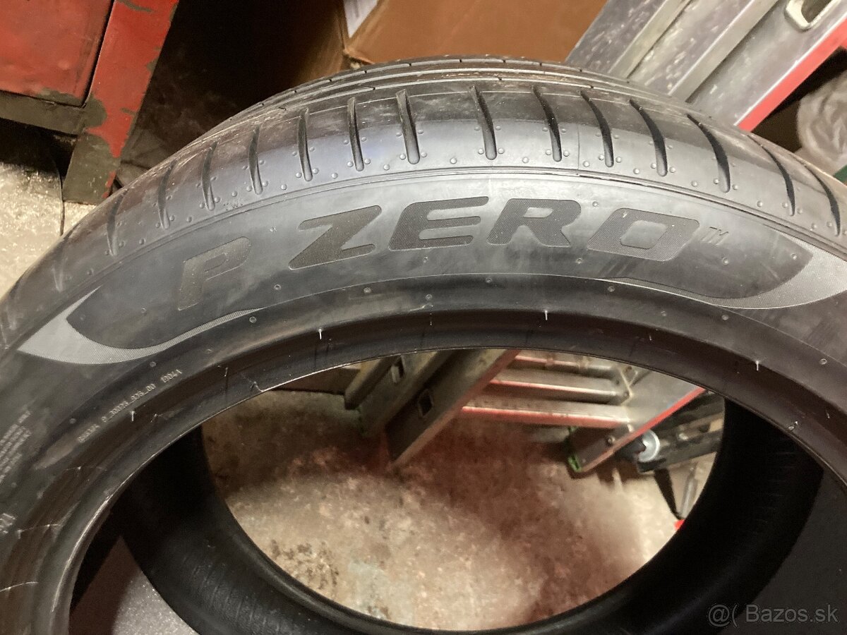 Tesla 19" originál s letnými pneu - 18