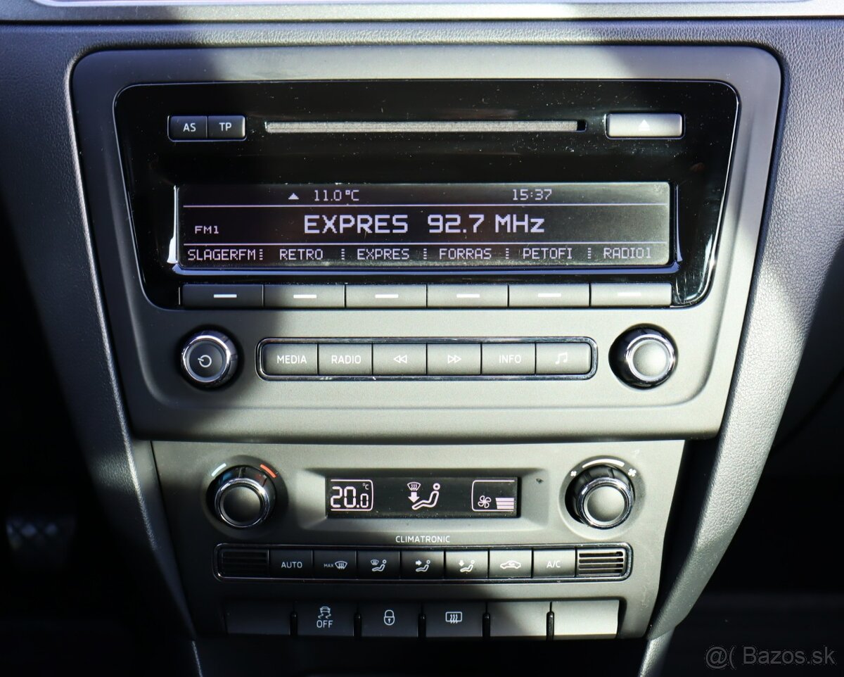 Škoda Rapid Spaceback SB 1.6 TDI 90k Ambition - 18