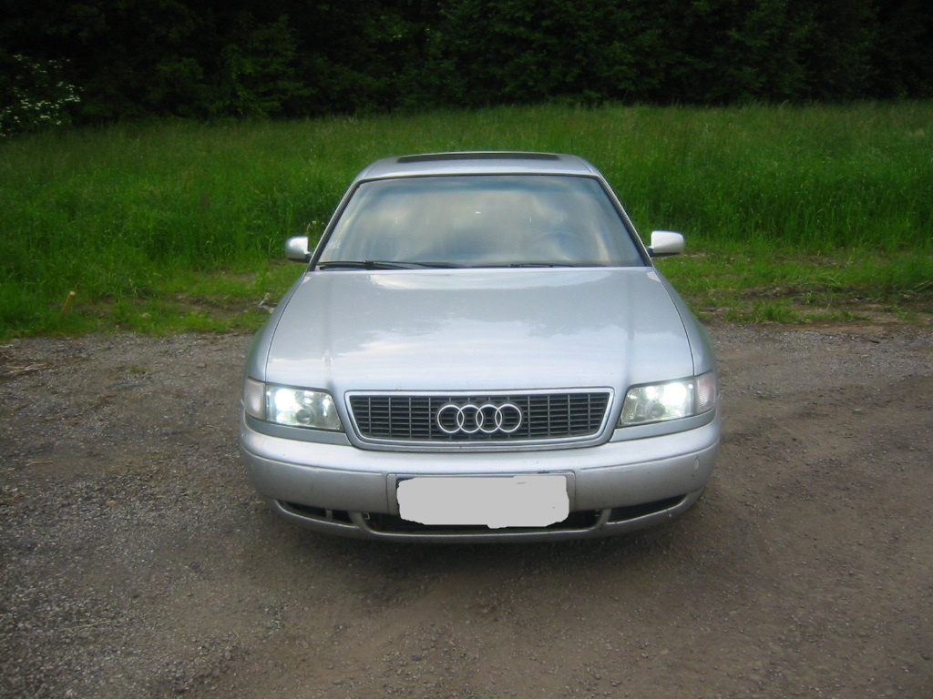 AUDI S8 D2 4.2 250kw - manuál + tiptronic - díly z vozidla - 18