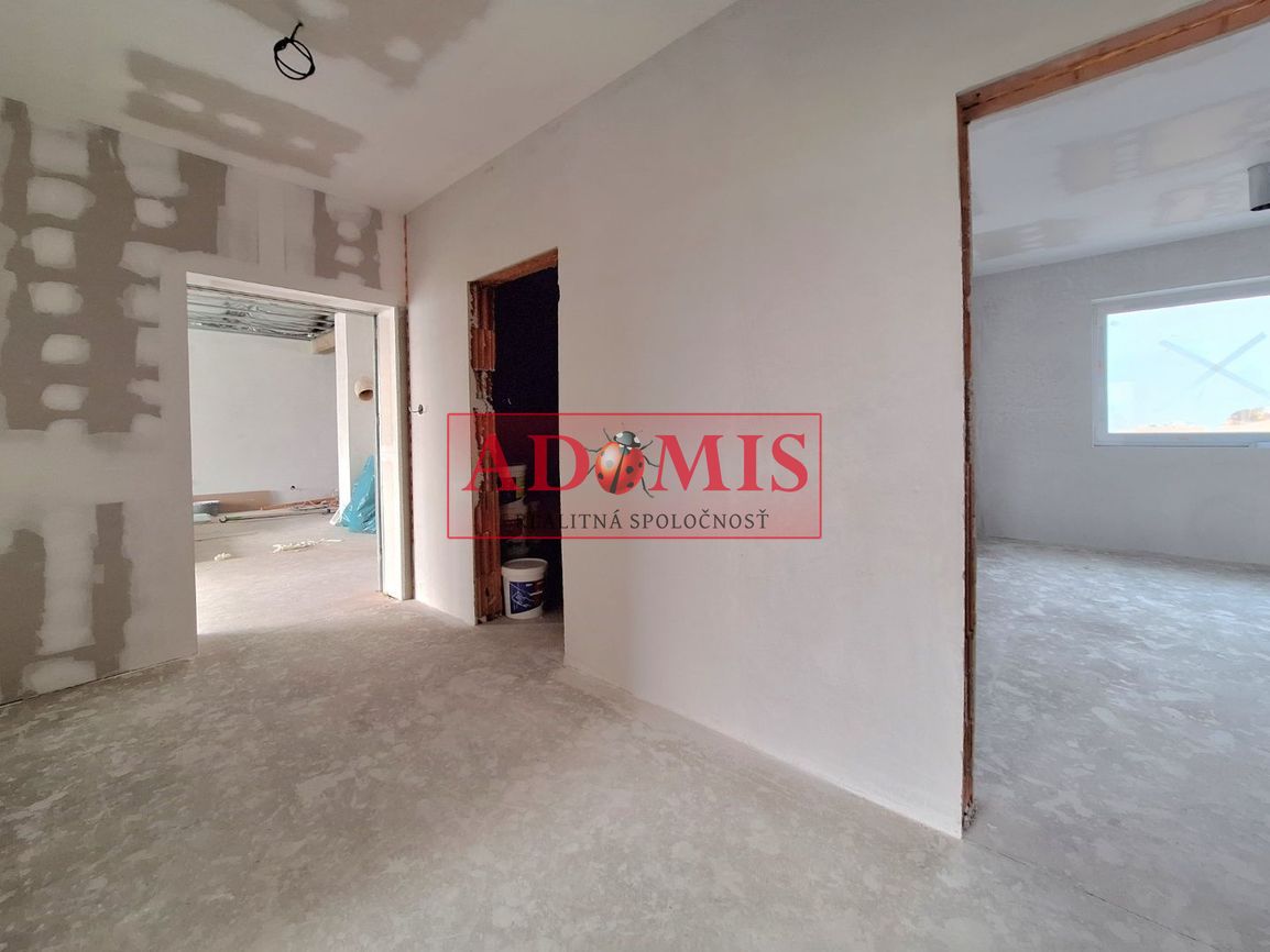 ADOMIS - predám bezbariérový bungalov Ruskov, 650m2, 3x kúpe - 18