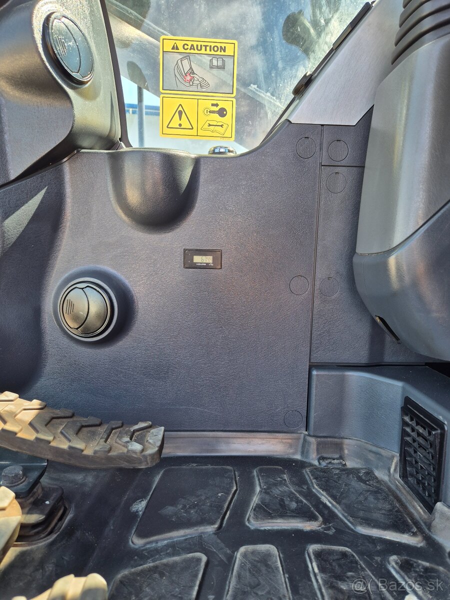 Bager Hyundai HX235ALCR 25 ton, - 18