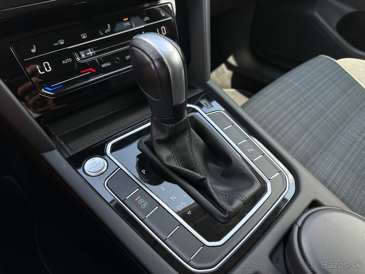 Volkswagen Passat Variant 2.0 TDi DSG 4Motion, r.v.: 2020 - 18