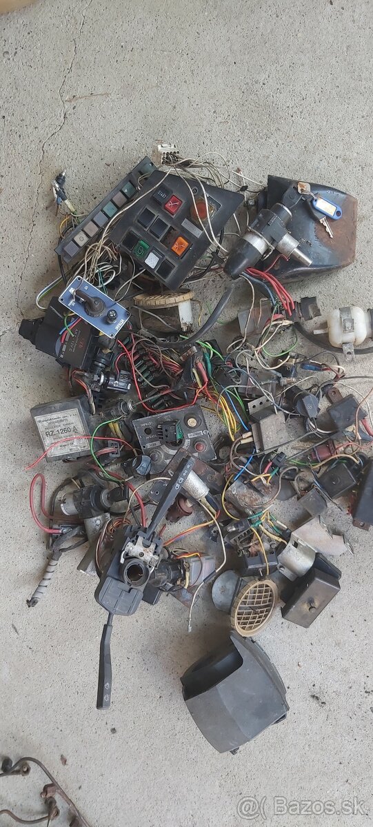 Predám štartér AVIA škoda .....a..... nd multicar 25, avia - 18