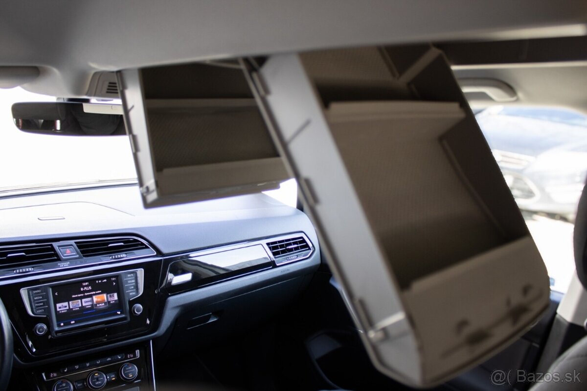 VW Touran Hi-line 100% stav - 18