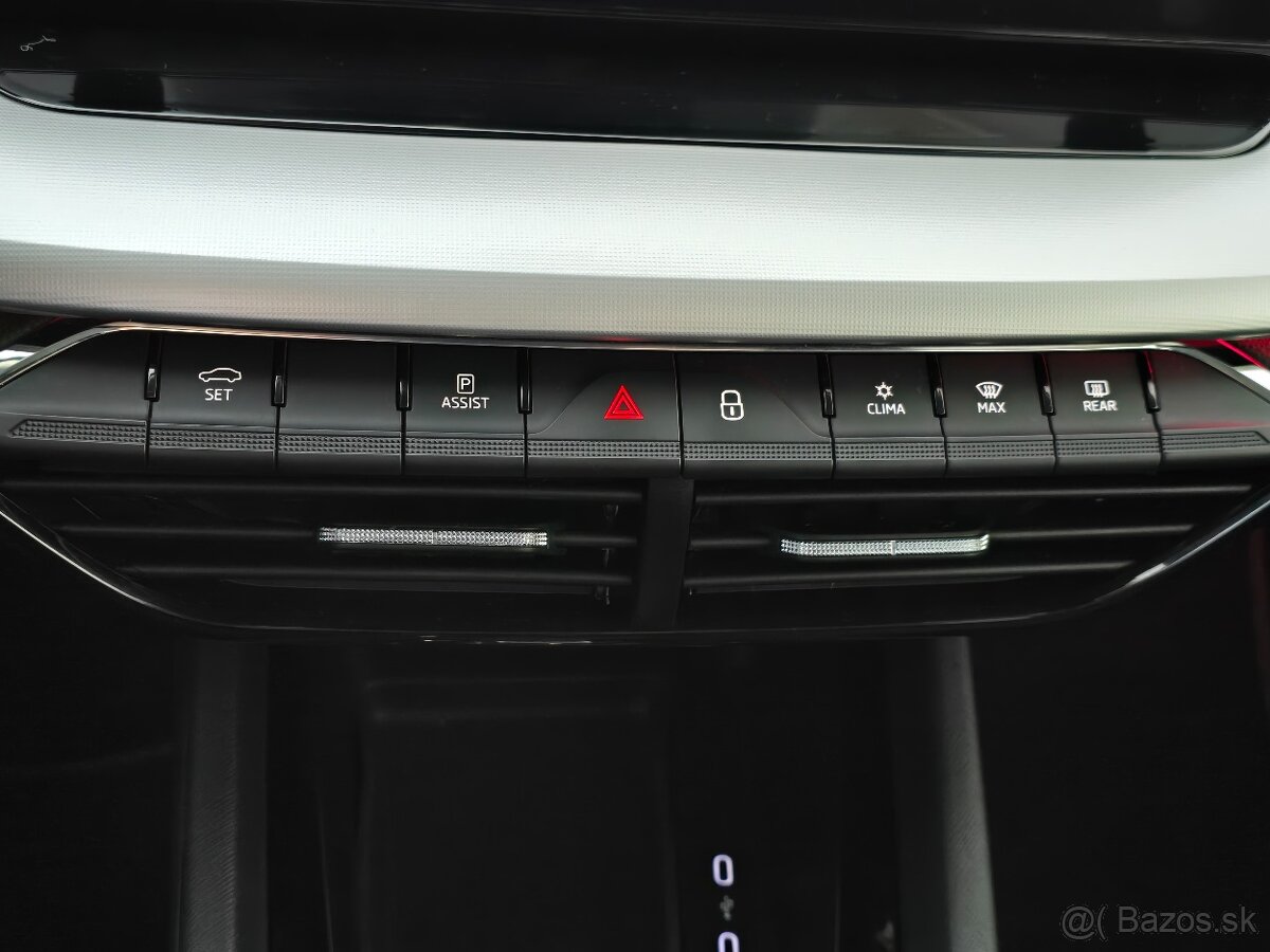 Škoda Octavia Combi 2.0 TDI SCR Ambition DSG - 18