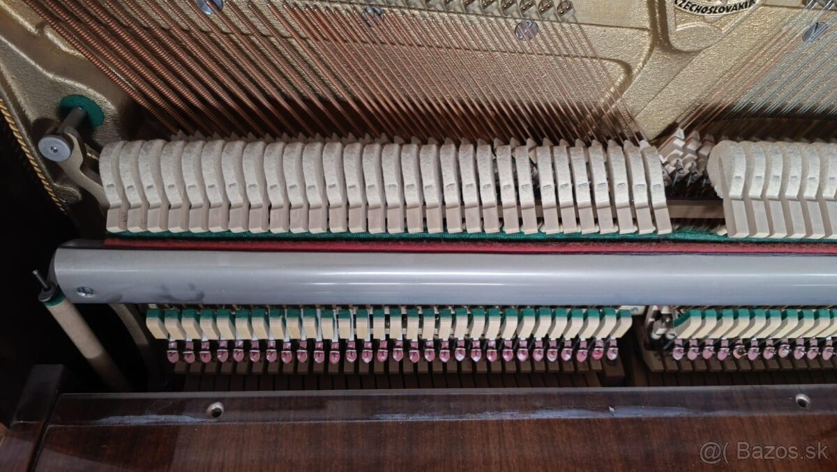 Pianíno August Förster - 18