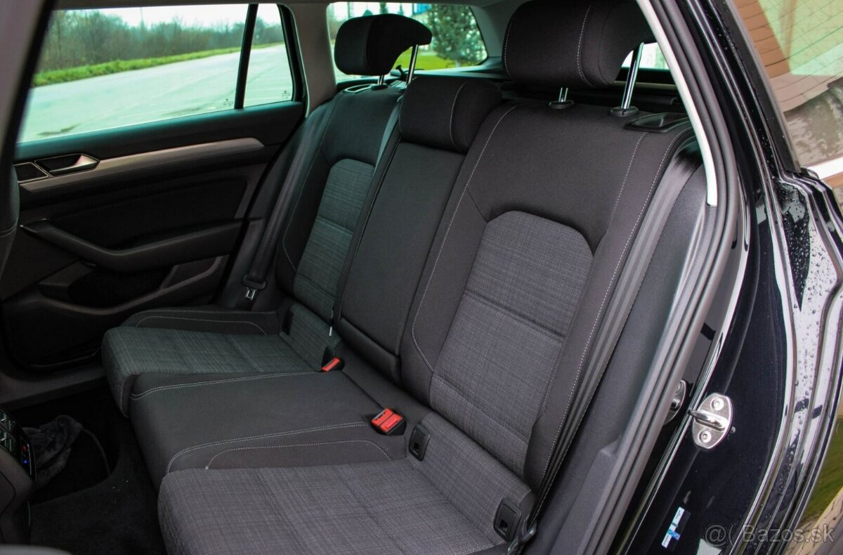 Volkswagen Passat Variant 2.0 TDI EVO Elegance DSG Virtual - 18