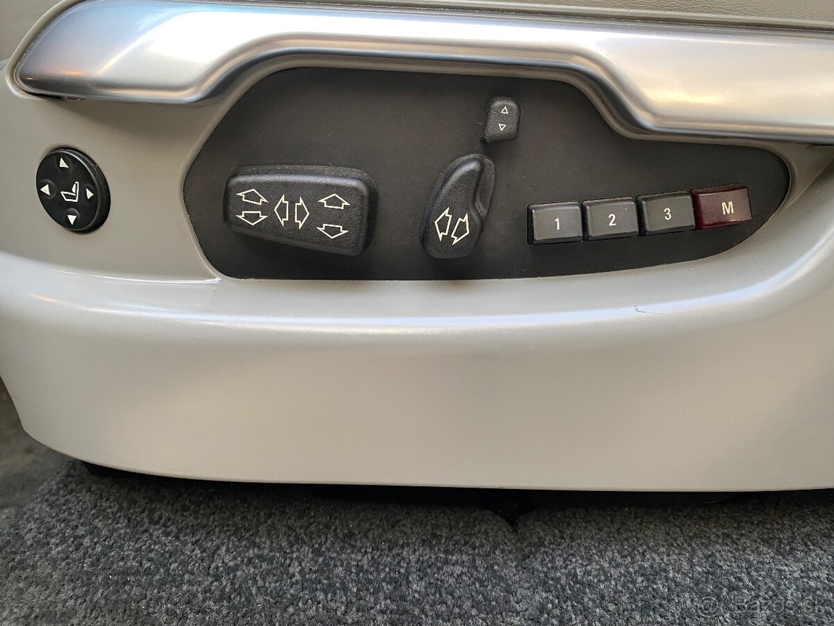 Range Rover 4.2 V8 Vogue Supercharged - 18