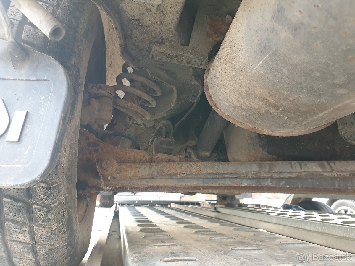 Audi 100 c3 doutník sedan 5V 2.3 benzín - 18