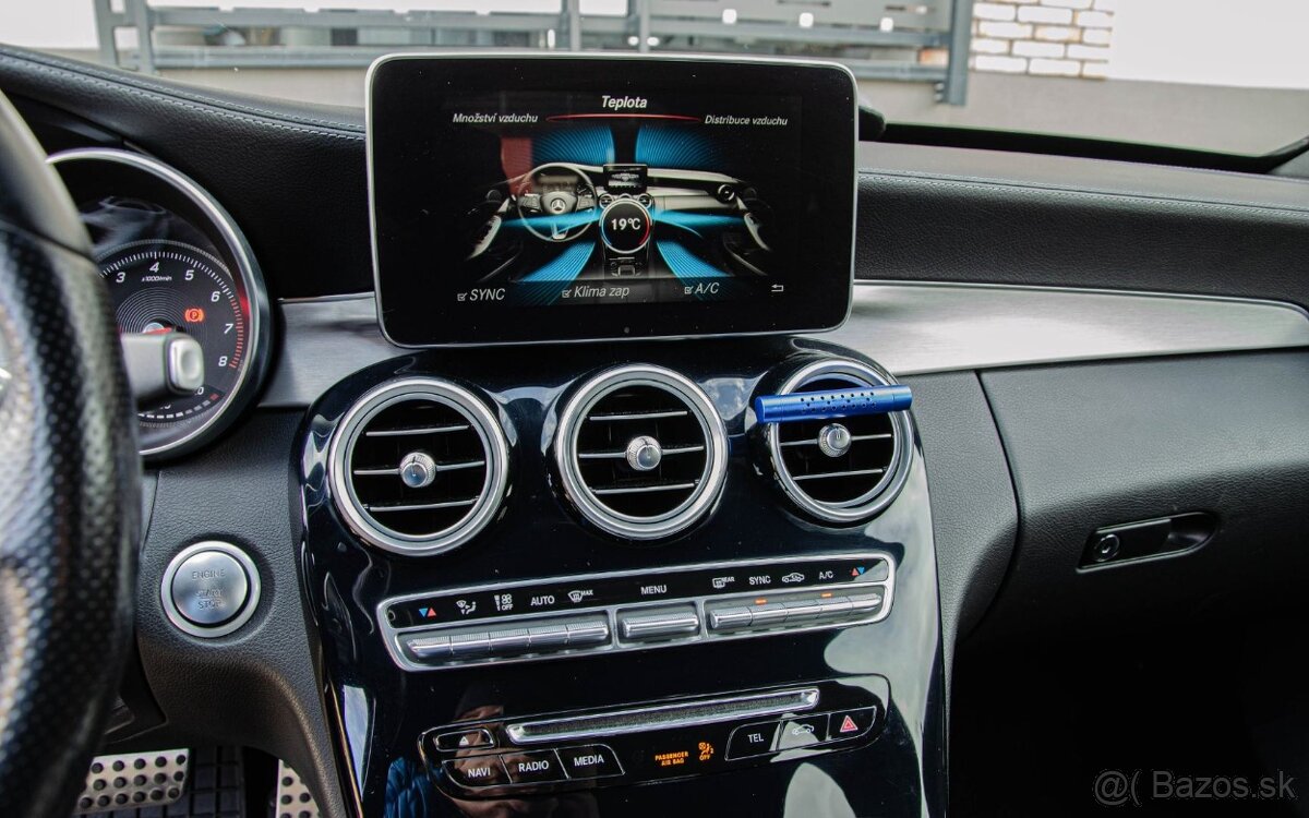 Mercedes-Benz C400 trieda Sedan 4matic A/T - 18