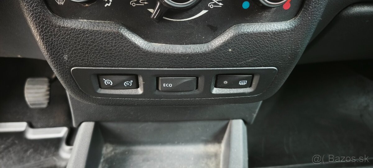 Dacia Dokker 1.6 SCe Stepway 75kW102HP M5 - 18