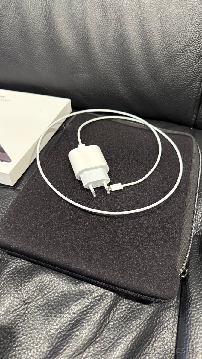 iPad Pro 11-inch ( 2nd Generacion ) WI-FI + Celluar - 18