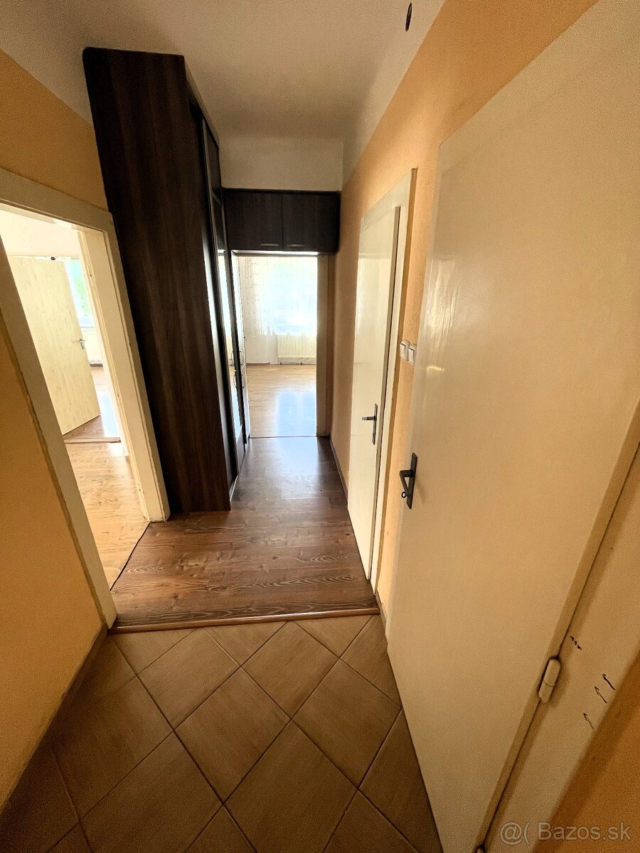 Predaj dvojgeneračného rodinného domu Bratislava Rača - 18