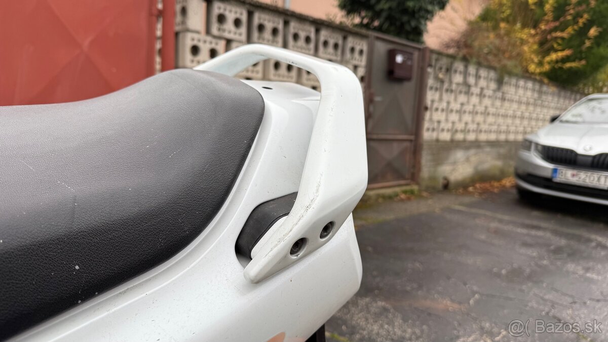 Suzuki GSX-R 1100W 1996 - 18