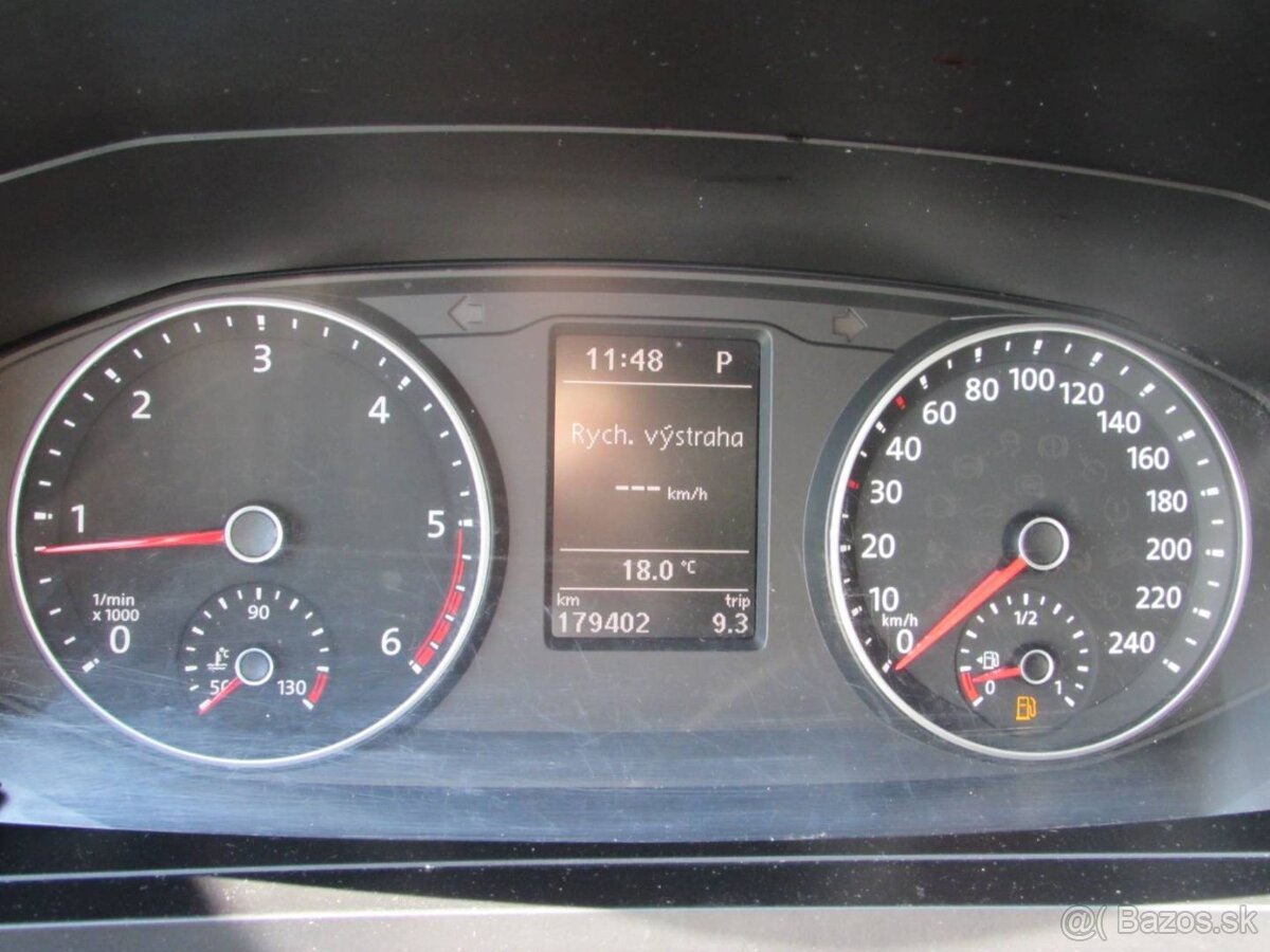 Volkswagen Caravelle 2.0TDi, 110kw, SR, 1. majiteľ, 9-miest - 18