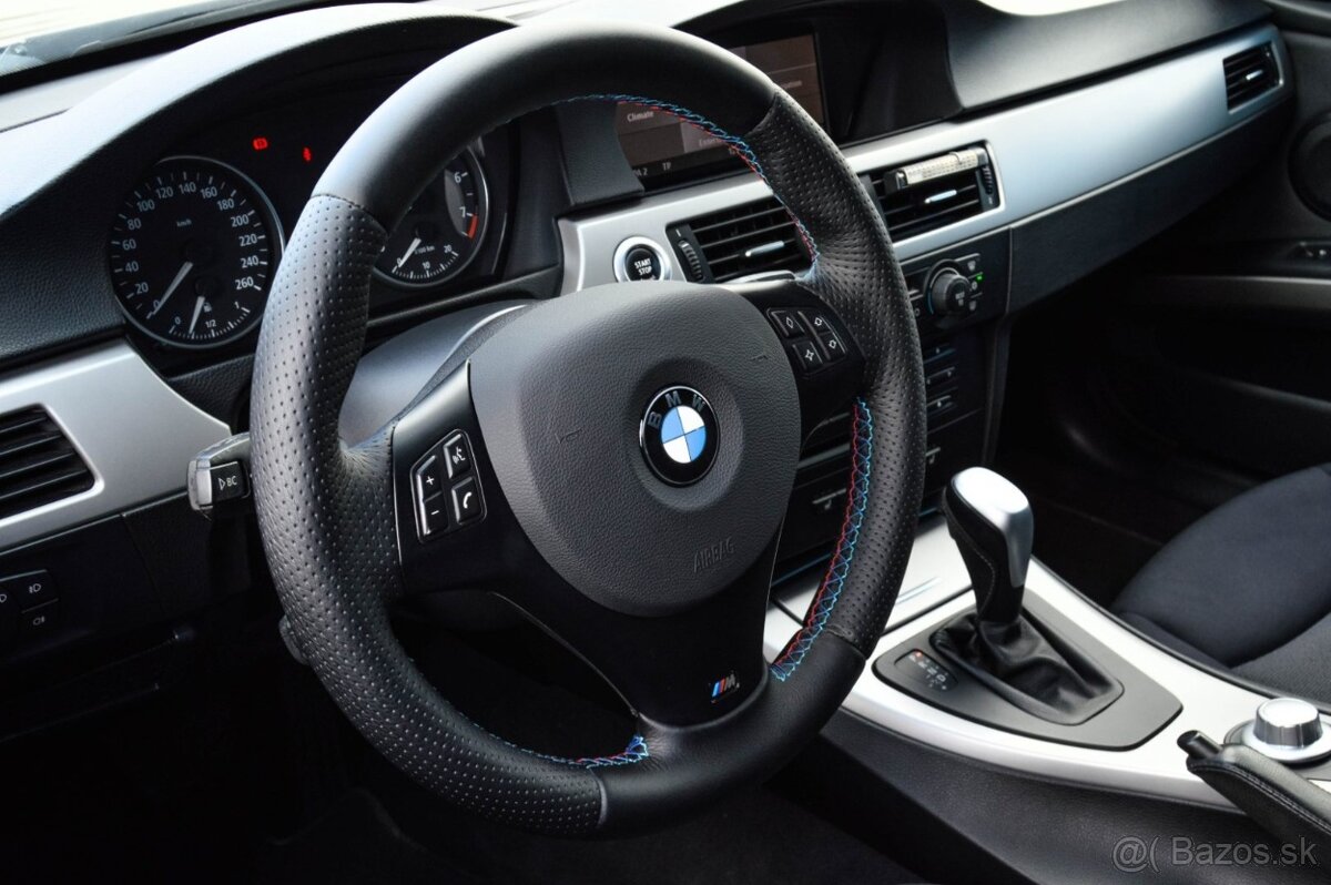 BMW E90 Rad 3 325i A/T - 18