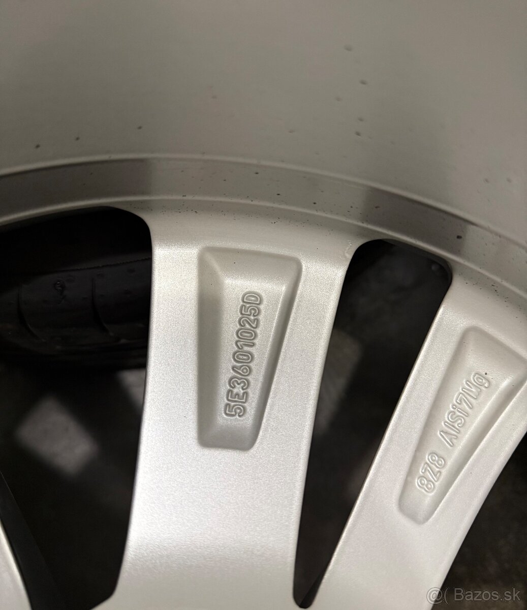 Letná sada Octavia 4 - 5x112 R17 , 205/55/17 Škoda Aries - 18