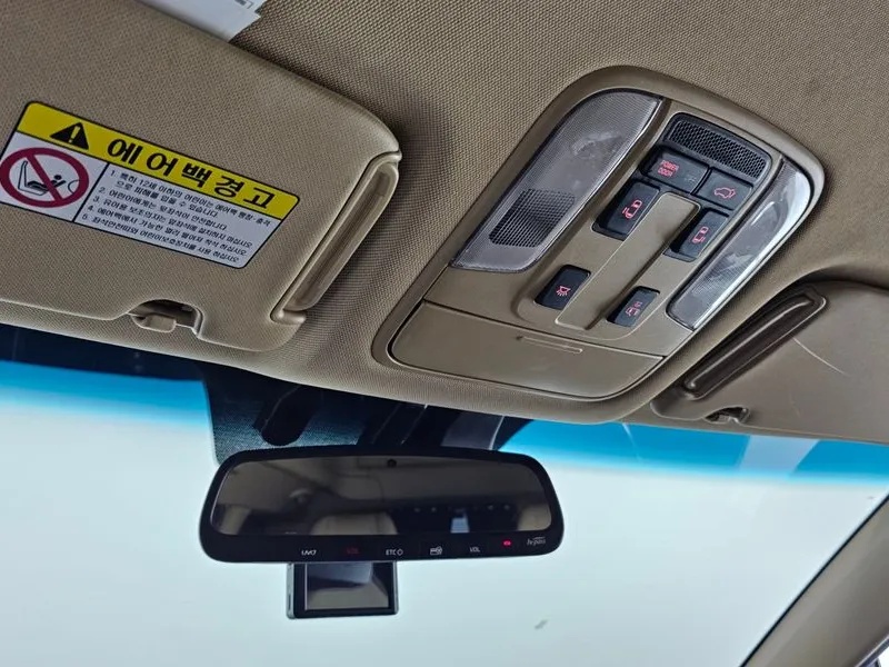 2020 KIA CARNIVAL HI-LIMOUSINE 2.2CRDi - 18