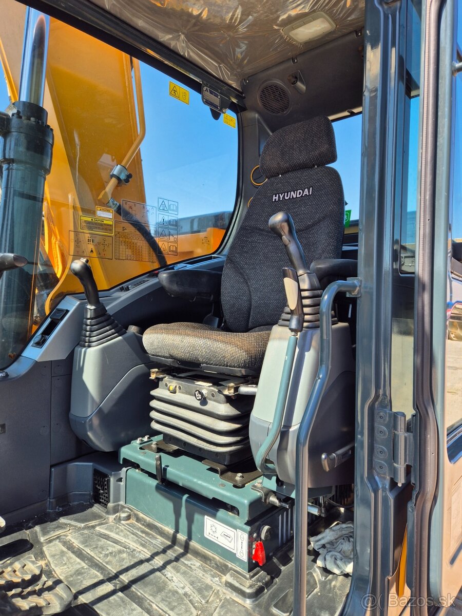 Hyundai HX145LCR OilQuick + drapak - 18