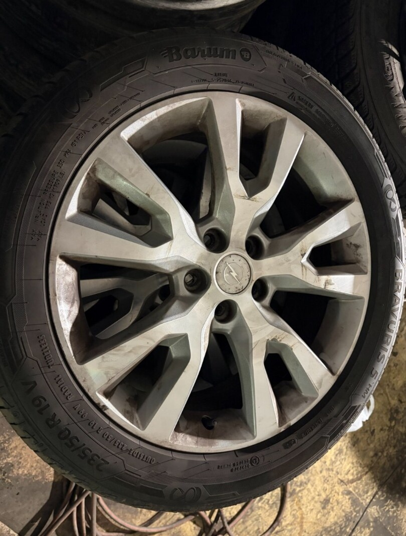 Opel Antara 2.2 CDTi 2016 MAX VÝBAVA - 18