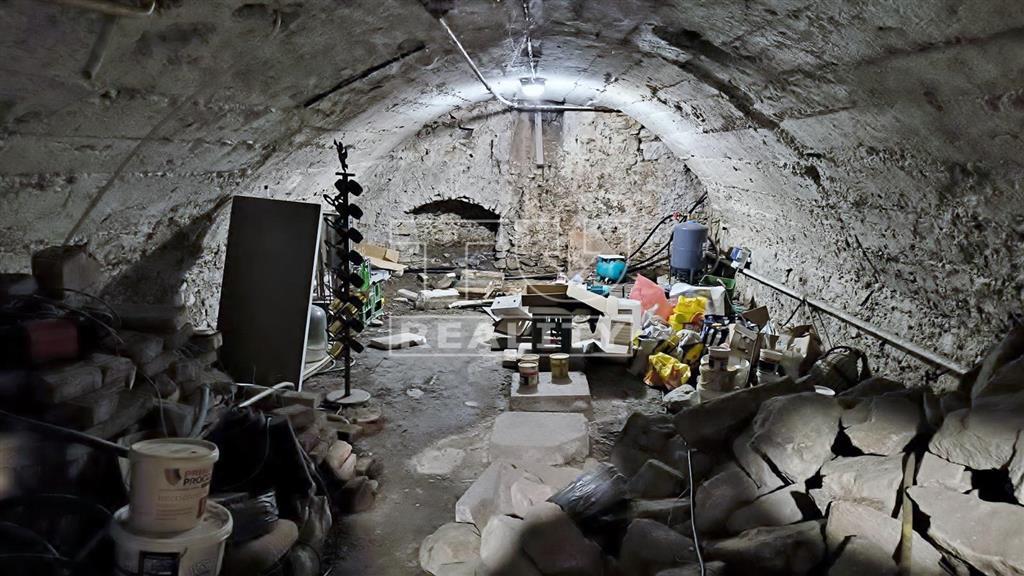 Rodinný dom v historickej časti Modry – skvelá... - 18