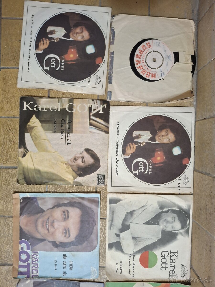 Staré single Gott - 18