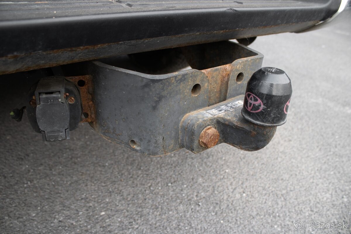 Toyota Hilux DC 2.4 I D-4D Executive A/T - 18