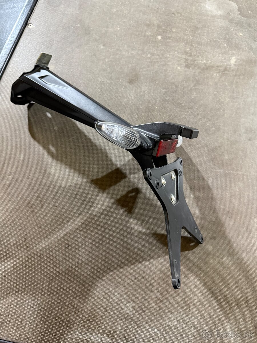 Plasty na DUCATI Panigale V4S - 18