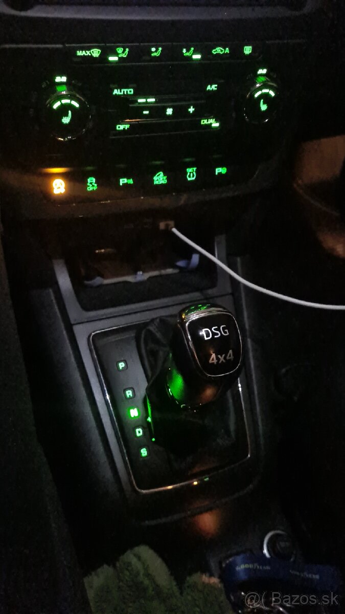 Škoda Yeti 2.0 TDI 4x4 DSG TOP Full 110kW - 18