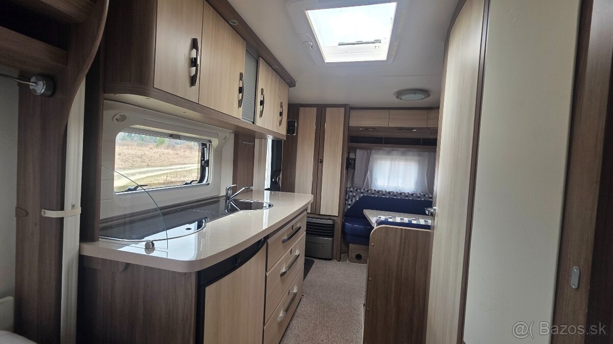 Obytny prives Hobby 440 SF - De luxe - 2017, predstan - 18