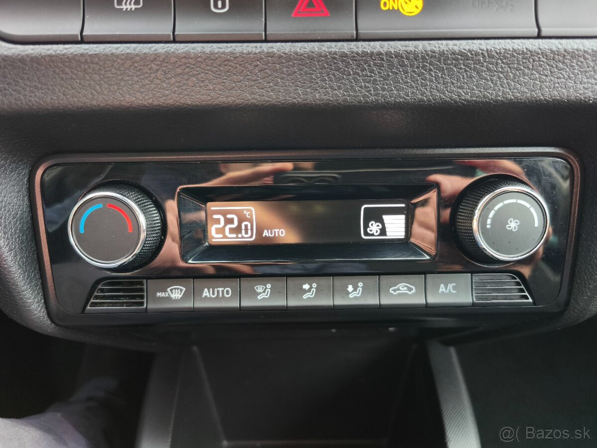 Škoda Fabia 1.0 TSI 2020 Navigace/senzory/servis - 18