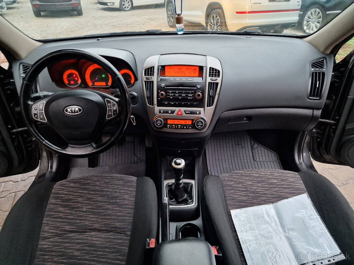 Kia Ceed 1.4 CVVT 105K M5 (benzín) kup. v SR - 18