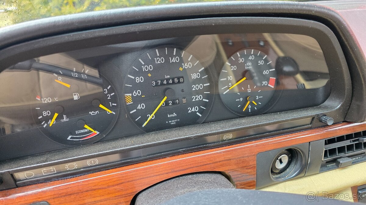 MERCEDES-BENZ 126 OLDTIMER - 18