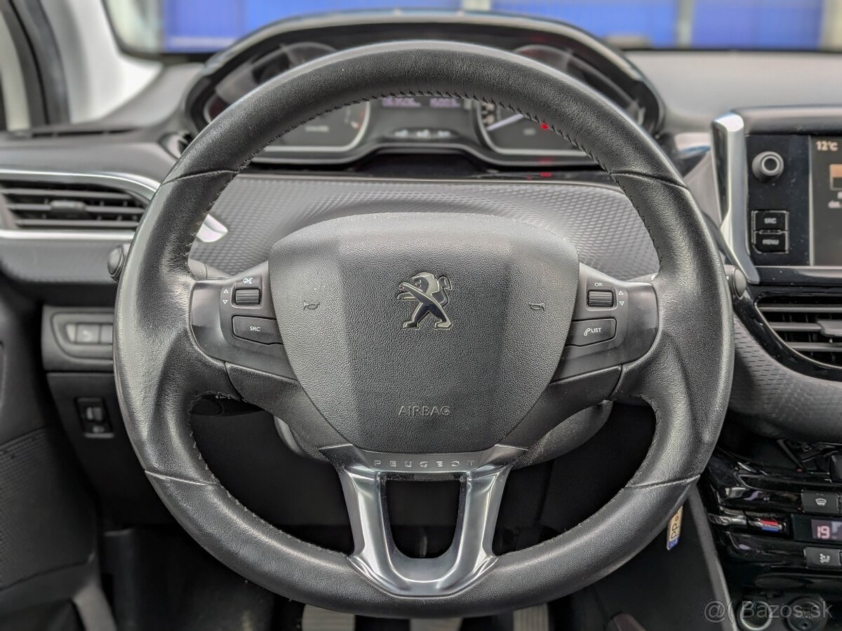 Peugeot 2008 1.2 PureTech Allure, 96kW, M6, 1.majiteľ - 18