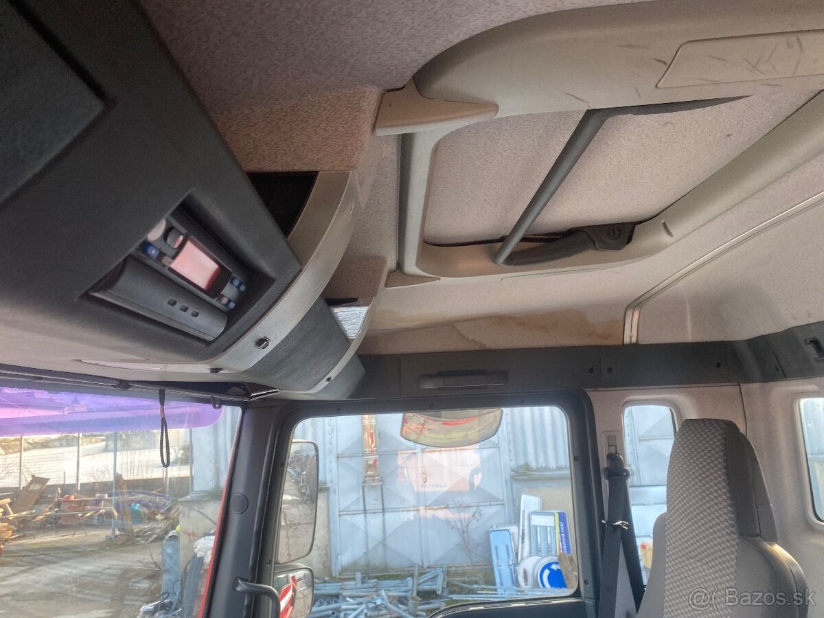 nákladné auto s Hydraulickou rukou ,sklapač - 18