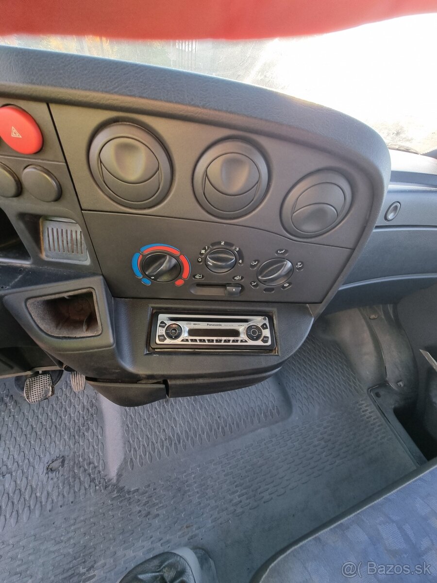 IVECO DAILY 3-stranny sklapac iveco daily 65c17 6.5T - 18