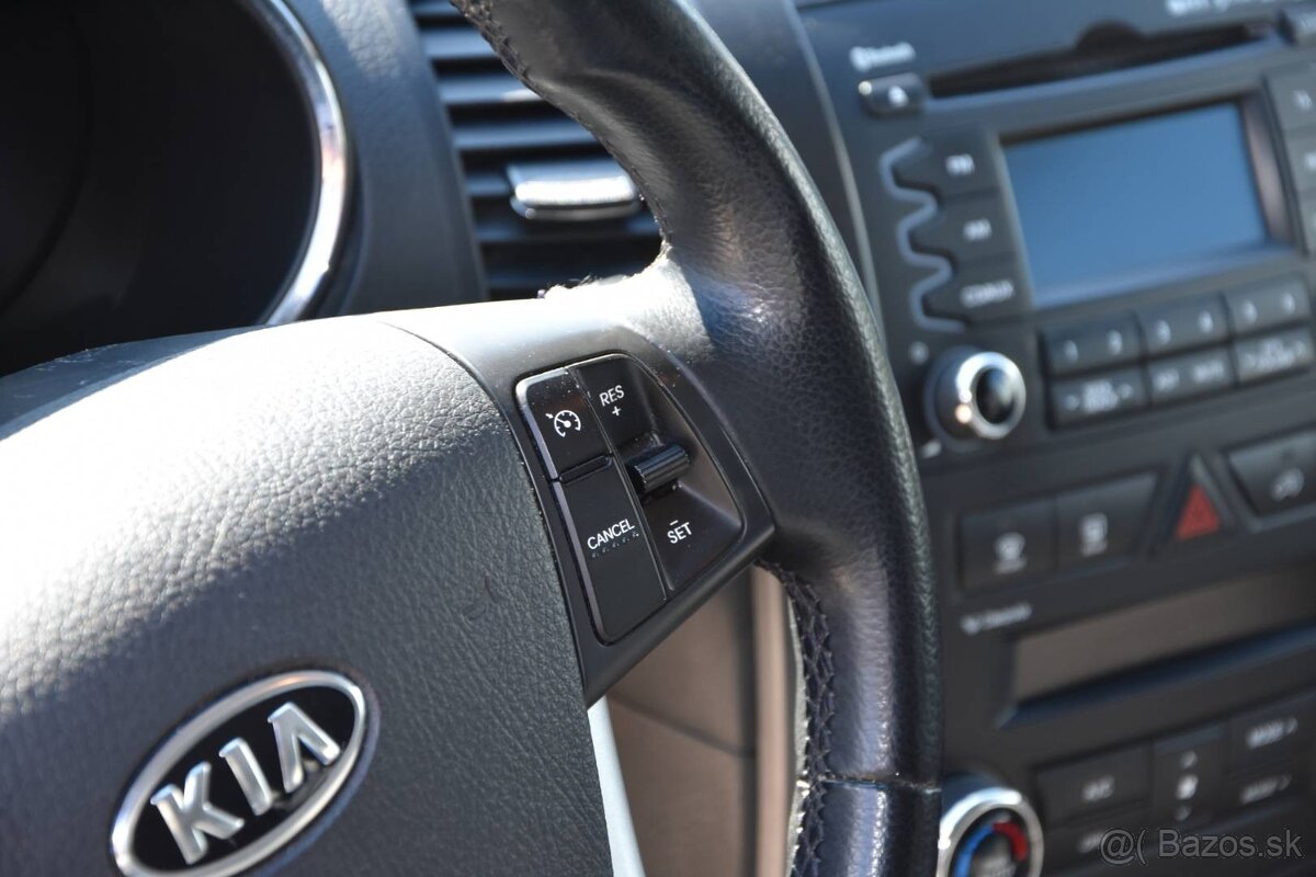 Kia Sorento 2.2 CRDi VGT 4WD LX A/T 7m. - 18