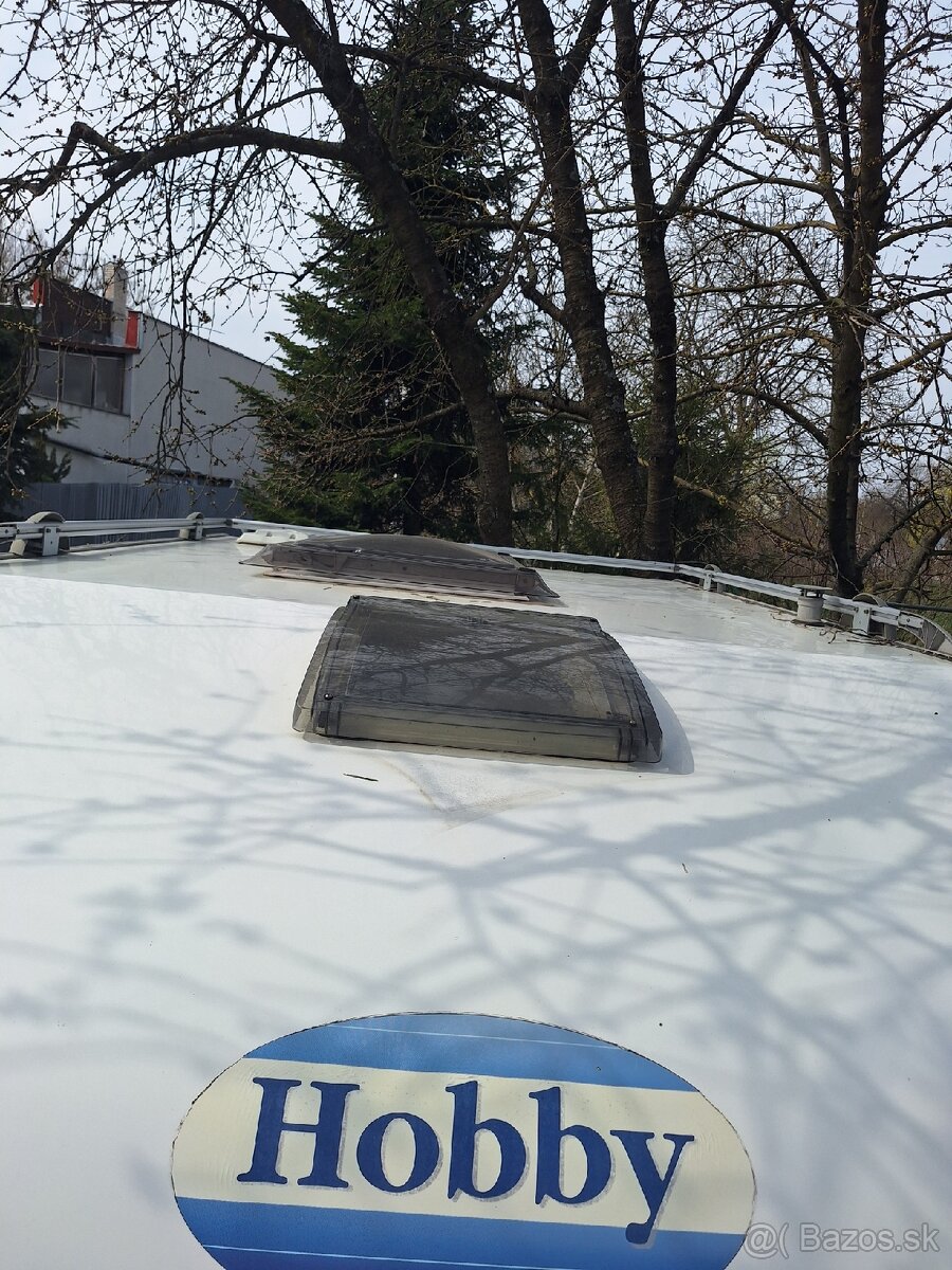 Obytný príves - 18