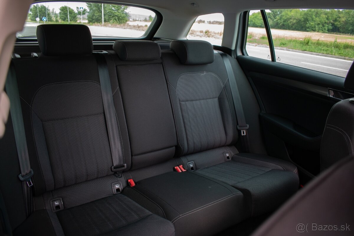 Škoda Superb Combi 1.4TSI iV - 18