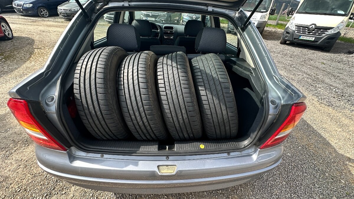 Opel Astra Classic 1.4 16V - 18