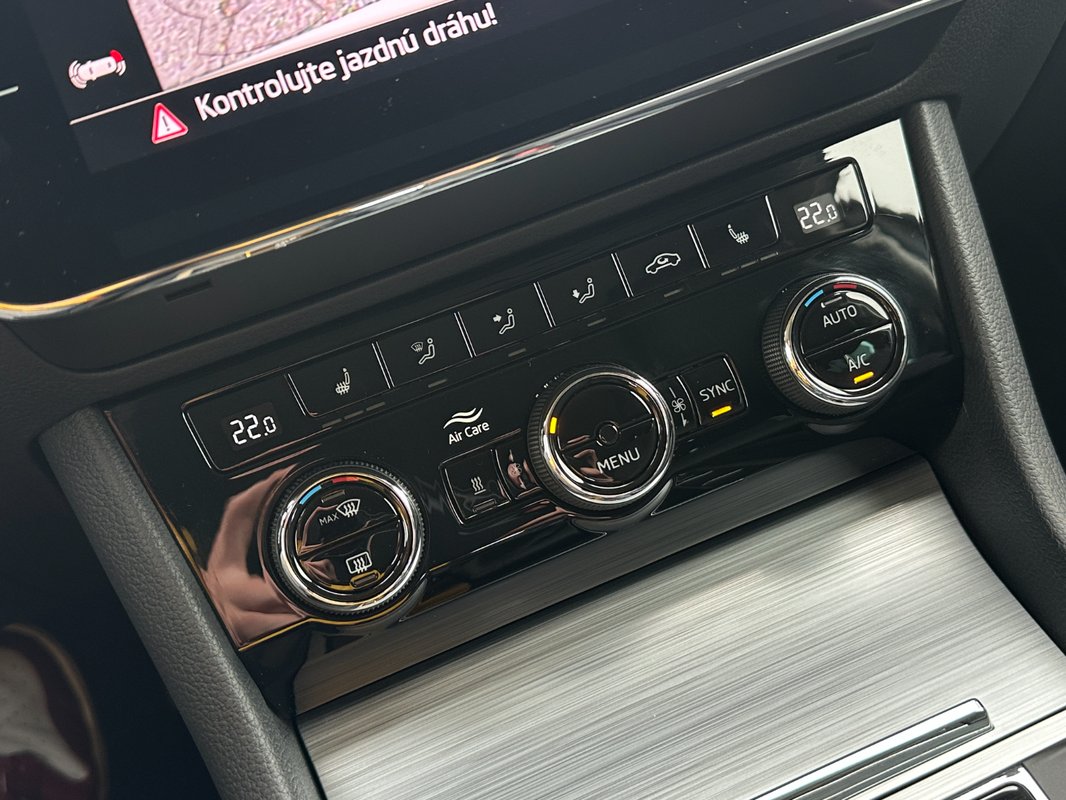 Škoda Superb Combi Ambition 2.0 TDi DSG . WEBASTO - 18
