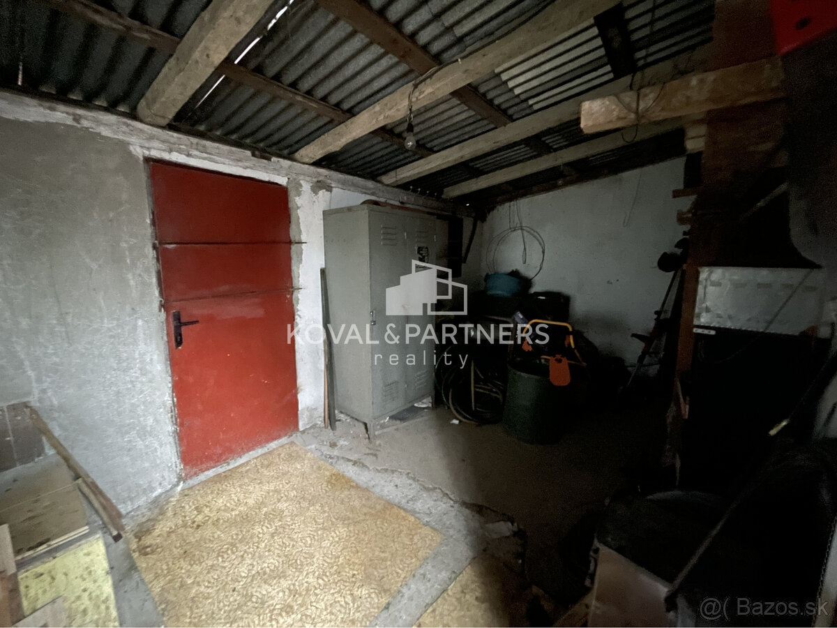 Chatka so záhradou a vinicou - Vráble v časti Horný Dúšnik - 18