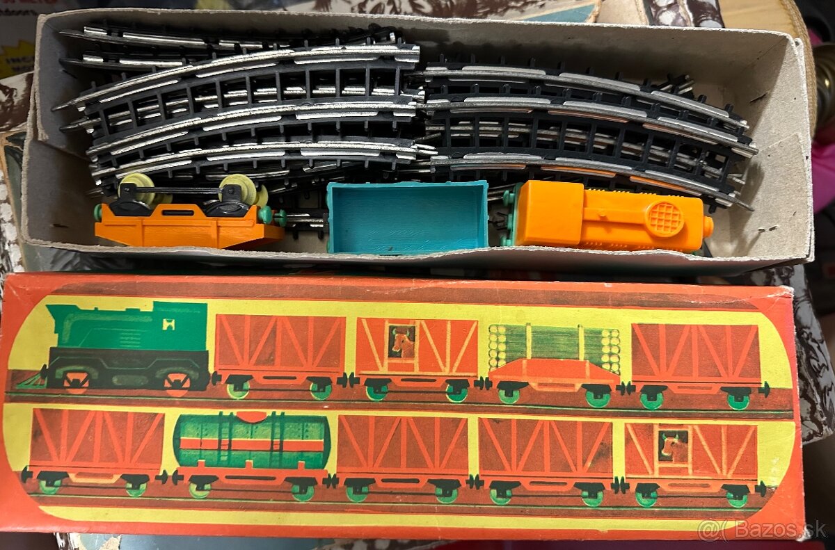 Staré věci - retro hračky - 18