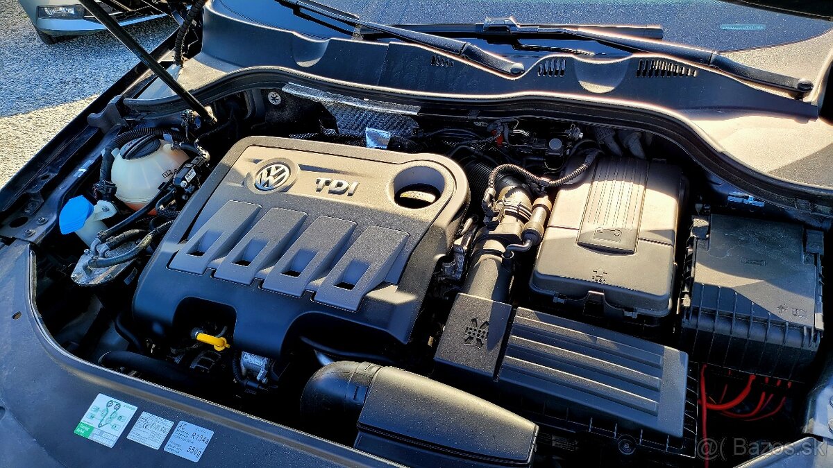 Volkswagen Passat Variant 2.0 TDI BMT 177k Highline 4MOTION - 18