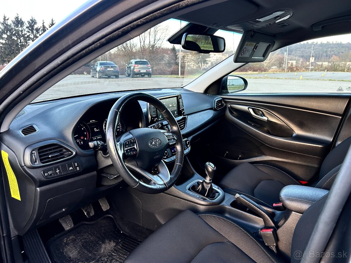 Hyundai i30 CW 1.4i Comfort Extra 66tis.km 2019 - 18