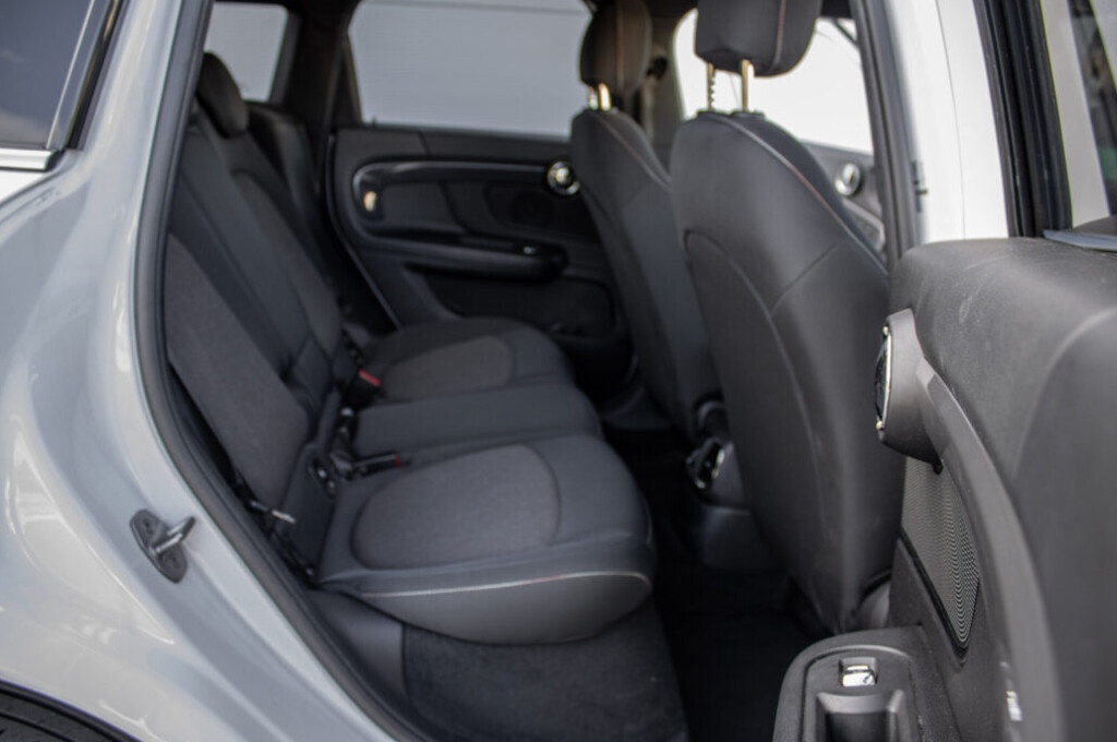 MINI Countryman SE ALL4 Plug-In Hybrid - 18