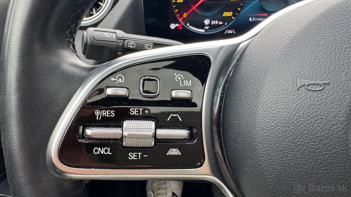 Mercedes GLA 200d 4MATIC Dph Záruka Veľká výbava - 18