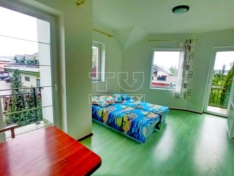 TUreality ponúka na predaj krásny rodinný dom vo Veľkej... - 18