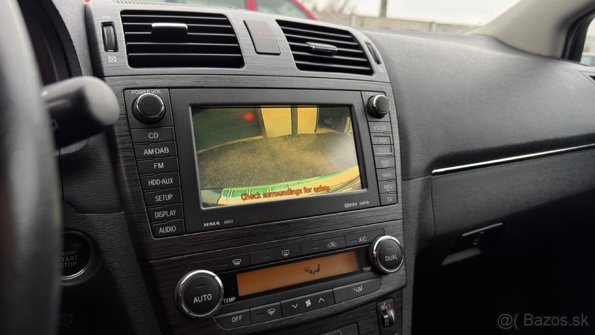 Toyota Avensis 2009 184… km - 18